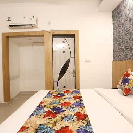 Backpackers - Ink Hotels Delhi Airport By Ss Group Nuova Delhi Esterno foto