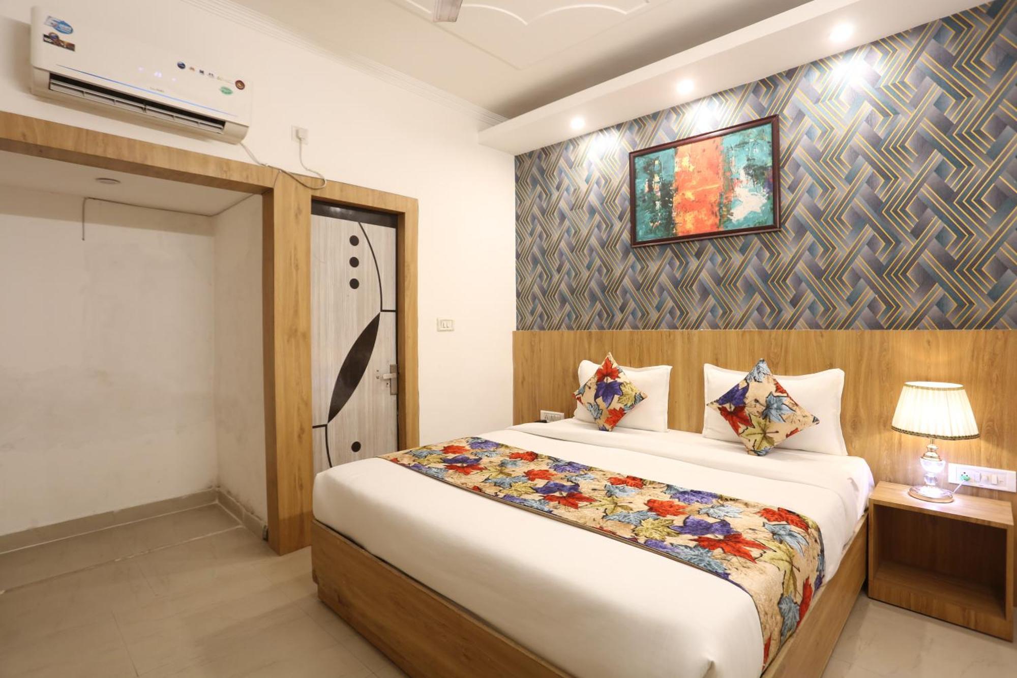 Backpackers - Ink Hotels Delhi Airport By Ss Group Nuova Delhi Esterno foto