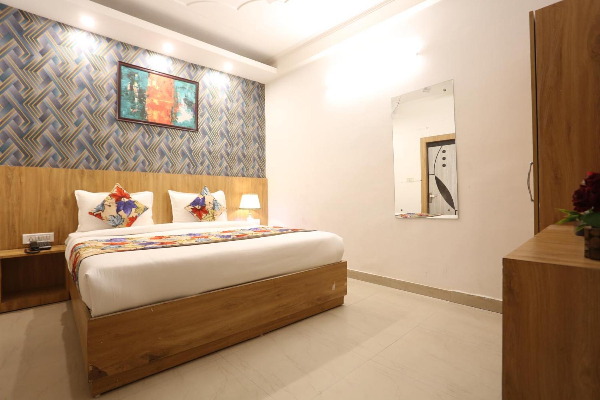 Backpackers - Ink Hotels Delhi Airport By Ss Group Nuova Delhi Esterno foto