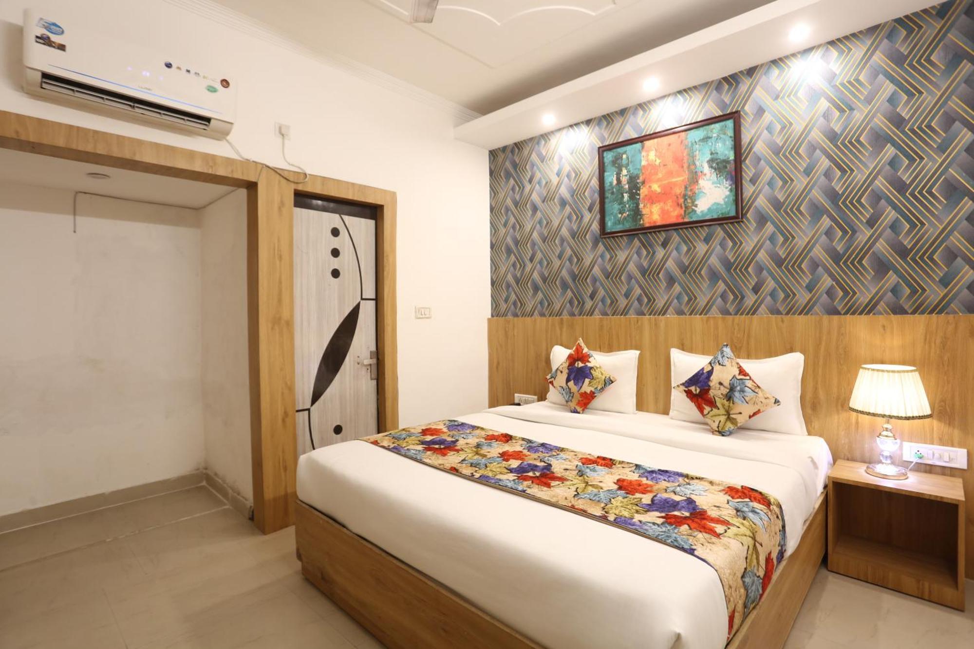 Backpackers - Ink Hotels Delhi Airport By Ss Group Nuova Delhi Esterno foto