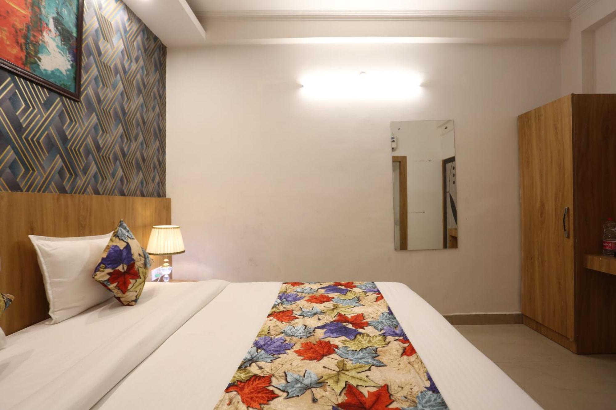 Backpackers - Ink Hotels Delhi Airport By Ss Group Nuova Delhi Esterno foto