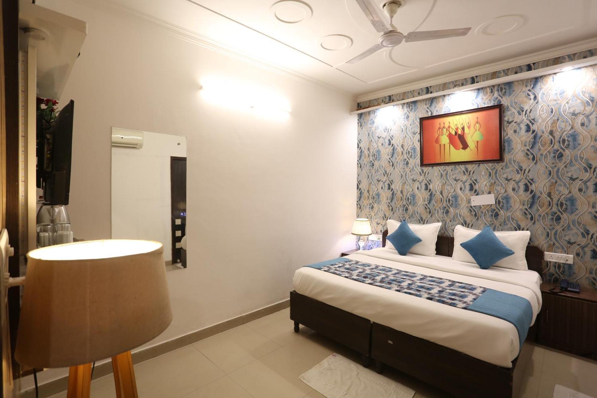 Backpackers - Ink Hotels Delhi Airport By Ss Group Nuova Delhi Esterno foto